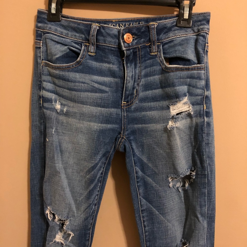 American eagle ripped jeans